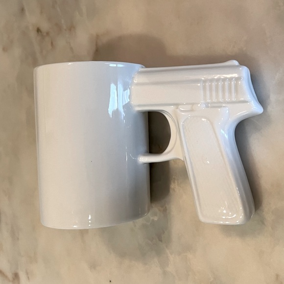 Gun mug - Picture 1 of 7